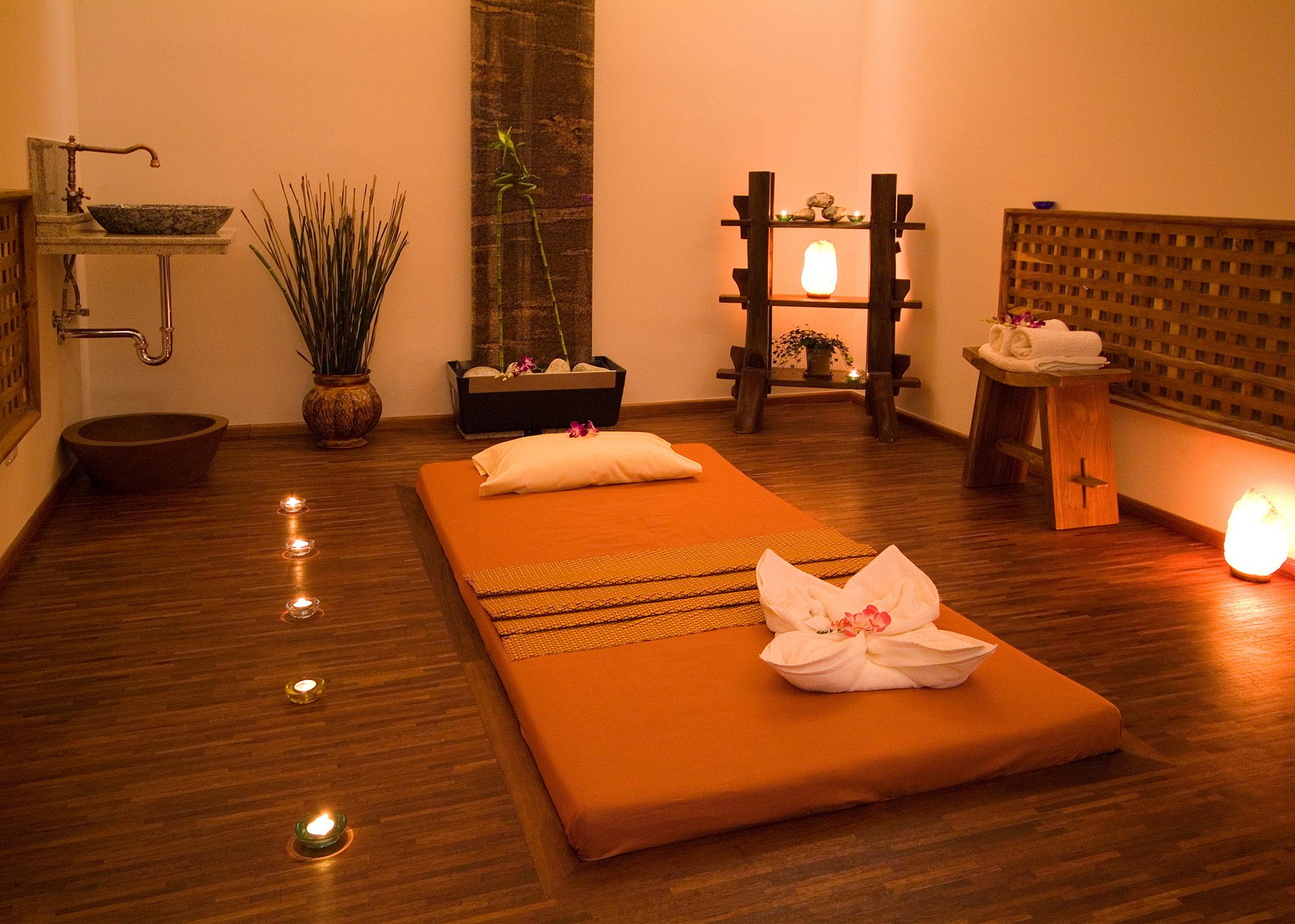 Ambassador Zlata Husa Praga Exterior foto A massage room