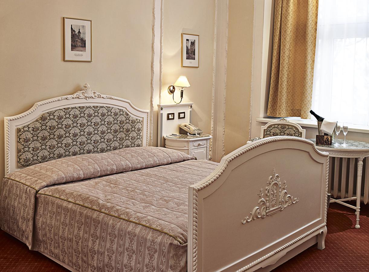 Ambassador Zlata Husa Praga Exterior foto A bedroom