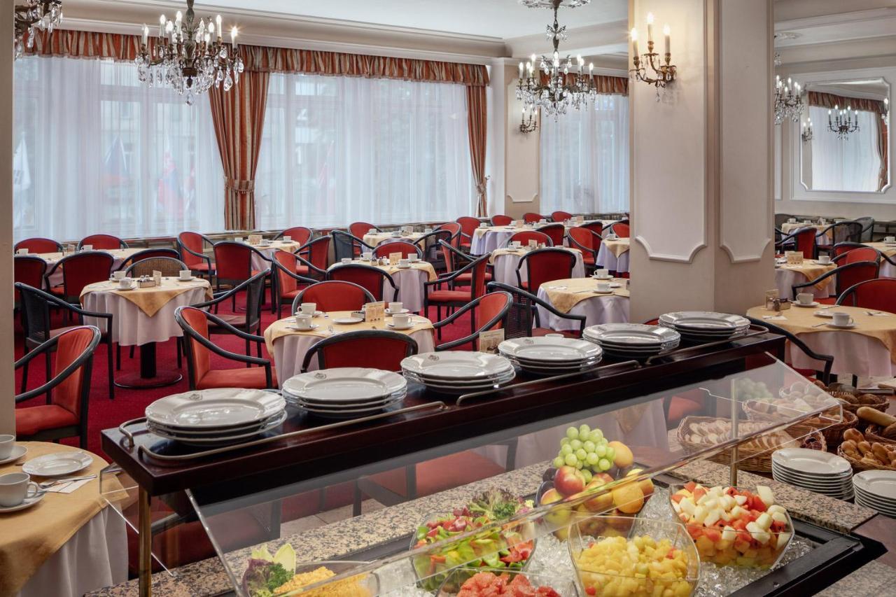 Ambassador Zlata Husa Praga Exterior foto Restaurant
